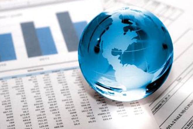 Foreign investors, FII vs DII, mutual fund inflows, Kotak AMC, Geoffrey Dennis, UBS, Ridham Deasai, Morgan Stanley, SIP inflows in India