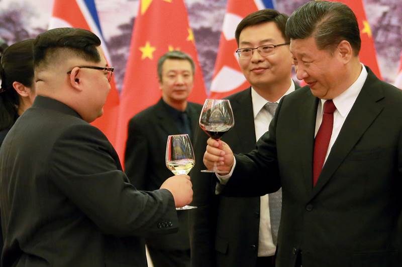 kim jong un, n korea kim jong un, kim, kim jong wife, kim jong un china, kim jong un in china, xi jinping, china, kim jong train, kim jong un train
