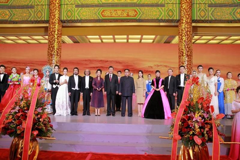 kim jong un, n korea kim jong un, kim, kim jong wife, kim jong un china, kim jong un in china, xi jinping, china, kim jong train, kim jong un train