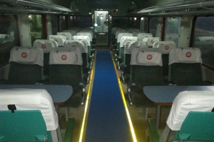 New Jalpaiguri-Howrah Shatabdi Express is now 'Gold Standard'! New Jalpaiguri-Howrah Shatabdi Express is now 'Gold Standard'!