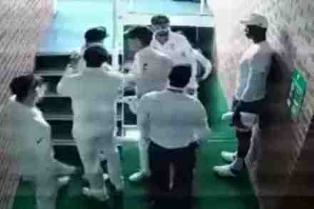 David Warner was finally ushered away by Australian captain Steve Smith. (Screengrab)