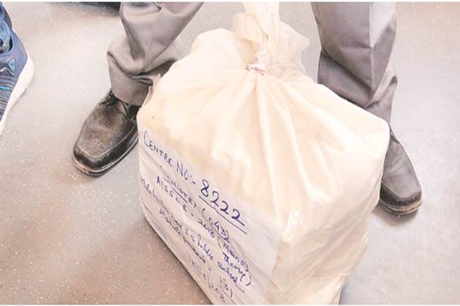 Delhi school uses Metro service to transport CBSE Class 12th Board answer sheets Delhi school uses Metro service to transport CBSE Class 12th Board answer sheets