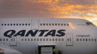 Australia, UK, Perth, London Heathrow, Qantas, Alan Joyce