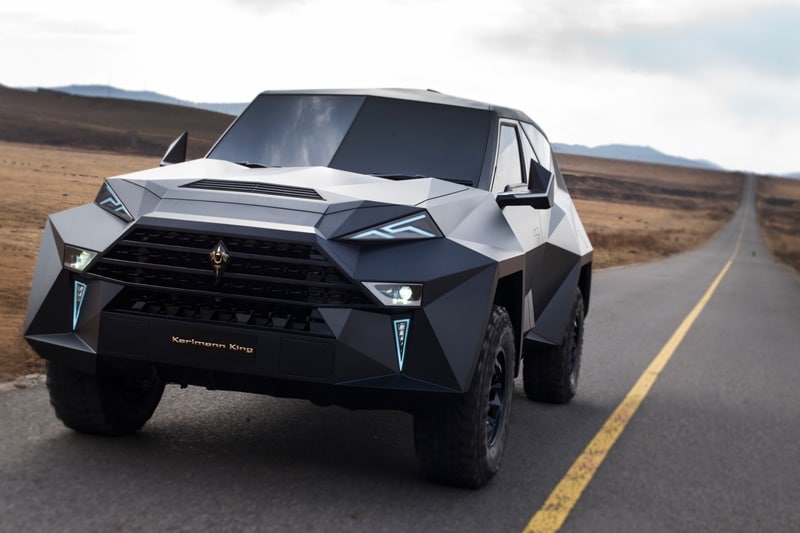 We spoke of Rolls-Royce Cullinan a while back as a tremendously luxurious and equally expensive SUV that is due for launch. Turns out that even Rolls' first ever SUV will not be the world's most expensive. Meet Karlmann King. Price tag? GBP 1.56 million only. And it sounds worse in our money, which is over fourteen crore, thirty-eight lakh, sixty-five thousand rupees.