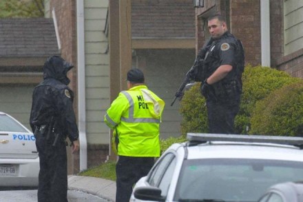 Waffle House, Travis Reinking, Waffle House shooting, Waffle House restaurant,  Metro Nashville Police Department 