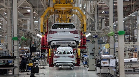 Top-10 carmakers in India and their market share: Maruti Suzuki owns half of the Indian market