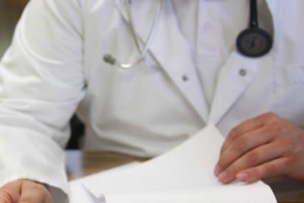 Medical negligence, Delhi hospital, head injury, patient leg operated in delhi, delhi hospital medical negligence,