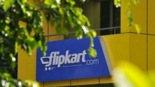 Flipkart forays into online travel space; to offer MakeMyTrip services on its platform