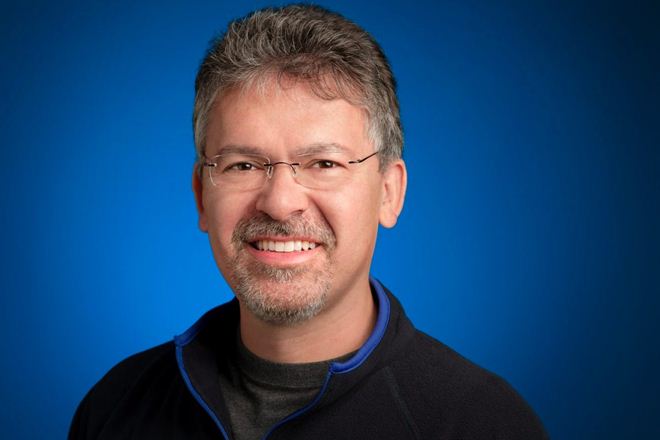John Giannandrea, mastermind behind Google Assistant will now say 'Hey, Siri'