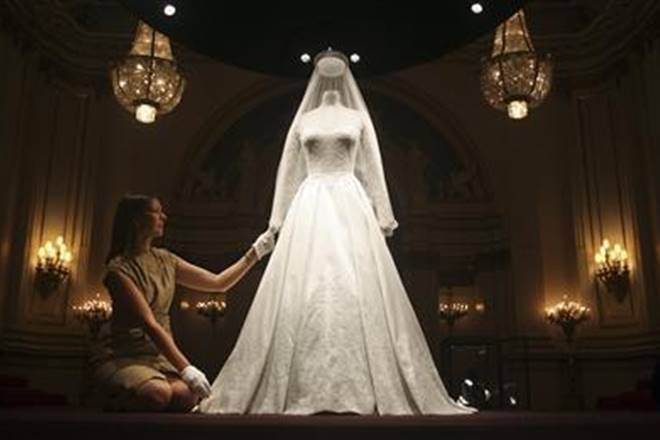 french wedding, india, indian fabrics, indian wedding