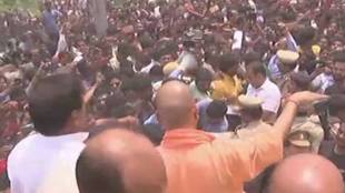 Kushinagar accident, Yogi Adityanath, van train accident, van railway accident kushinagar, kushinagar accident adityanath, adityanath kushinagar accident