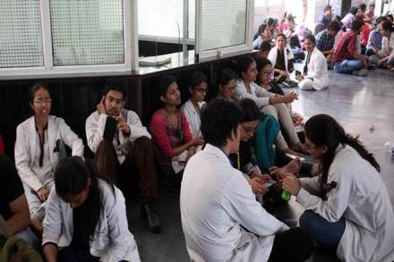 AIIMS strike, AIIMS strike calls off, Resident Doctors Association of AIIMS, news on AIIMS, latest news on AIIMS AIIMS strike, AIIMS strike calls off, Resident Doctors Association of AIIMS, news on AIIMS, latest news on AIIMS