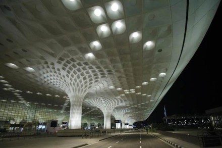 Mumbai International Airport, GVK, Airport Authority of India, Ahmedabad airport, jaipur airport, civil aviation ministry