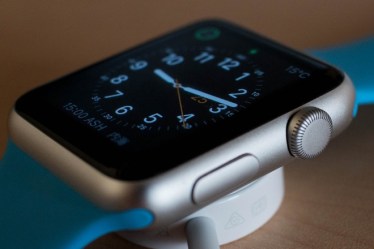 Apple had shut down the other two stores in London and Paris last year.