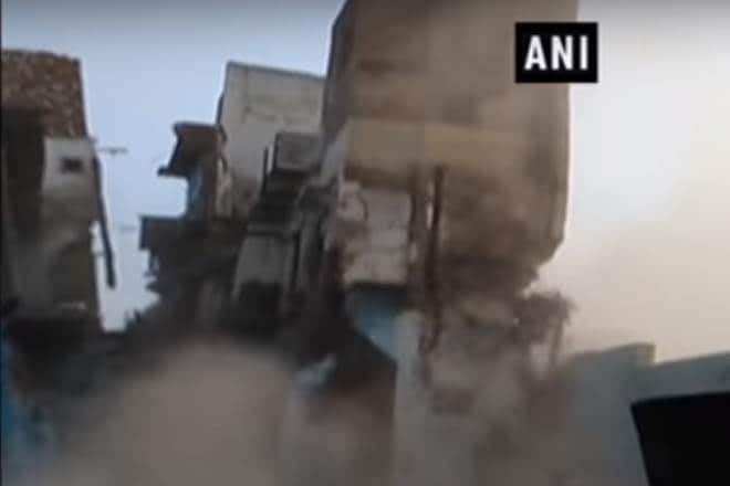 agra, building collapse, rat problem, rodent problem, three-storey building in Agra, rats in agra