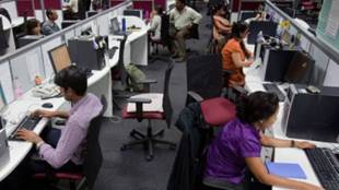 Indian IT biz, H1-B applications, visa, Indian IT, H-1B regulations, USCIS