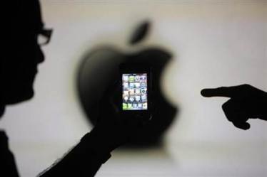 Apple, smartphone, smartphone demand, LG Display's OLED screens, Qualcomm, LG, mobile sector 
