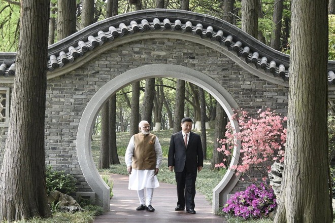 narendra modi, pm narendra modi, modi in china, narendra modi in china, wuhan, wuhan lake, boat ride, east lake wuhan, narendra modi china visit, wuhan, xi jinping, china, india, Hubei Provincial Museum , modi xi summit, 