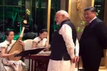Narendra Modi, Xi Jinping, bollywood music, rishi kapoor, tu hai wahi dil ne jise apna kaha, China, India, wuhan, yeh waada raha, poonam dhillion, tina munim, bollywood song for narendra modi, rishi kapoor song