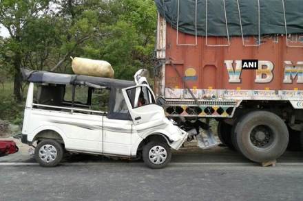 Uttar Pradesh, Lakhimpur Kheri, van ramps, truck, Yogi Adityanath, Kheri, Shahjahanpur