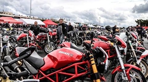 Record-breaking Ducati Monster Parade celebrates 25th anniversary: 500+ Ducatis make for a splendid sight!