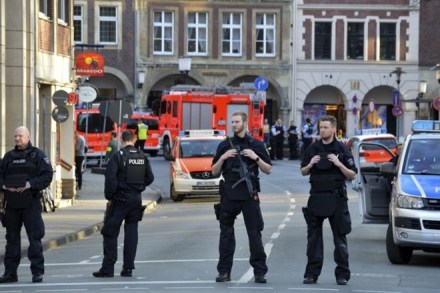 germany, germany attack, attack in germany, truck rams into people in germany, Munster,terror attack,police