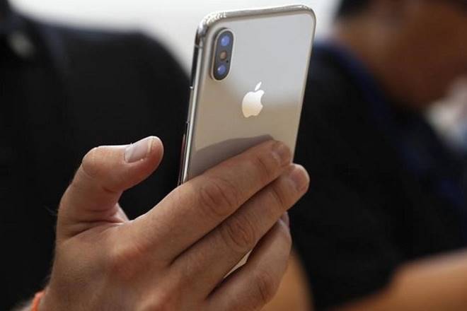 apple, iphone, iphone x, apple iphone, smartphone, apple phone, mobile phone, gold iphone, iphone 8, technology