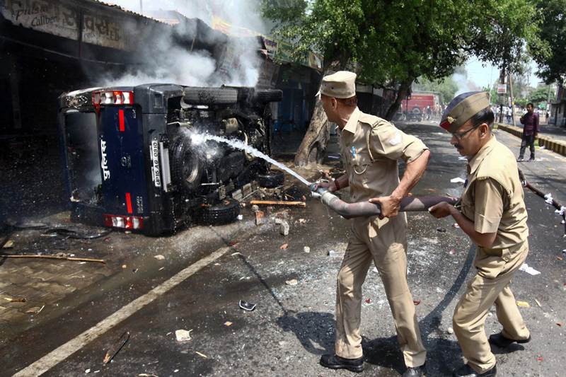 bharat band, bharat bandh, sc st act, bharat bandh 2018, radhika reddy, bharat bandh today, sc st bharat bandh, sc/st act, bharat band faridabad, bharat band gurgaon, why dalits are protesting, supreme court order on sc st, sc order on sc st, latest update on bharat bandh, bharat bandh ahmedabad, bharat bandh news, dalit news, dalit protest, dalit ahmedabad, dalit andolan, sc st news, sc act in hindi, sc st bandh, what is sc st act