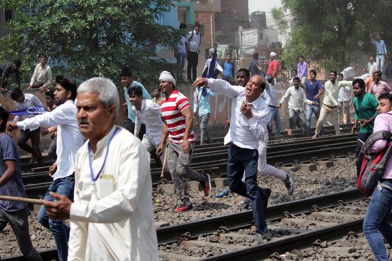 bharat band, bharat bandh, sc st act, bharat bandh 2018, radhika reddy, bharat bandh today, sc st bharat bandh, sc/st act, bharat band faridabad, bharat band gurgaon, why dalits are protesting, supreme court order on sc st, sc order on sc st, latest update on bharat bandh, bharat bandh ahmedabad, bharat bandh news, dalit news, dalit protest, dalit ahmedabad, dalit andolan, sc st news, sc act in hindi, sc st bandh, what is sc st act