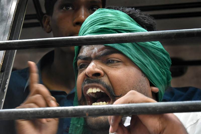 bharat band, bharat bandh, sc st act, bharat bandh 2018, radhika reddy, bharat bandh today, sc st bharat bandh, sc/st act, bharat band faridabad, bharat band gurgaon, why dalits are protesting, supreme court order on sc st, sc order on sc st, latest update on bharat bandh, bharat bandh ahmedabad, bharat bandh news, dalit news, dalit protest, dalit ahmedabad, dalit andolan, sc st news, sc act in hindi, sc st bandh, what is sc st act