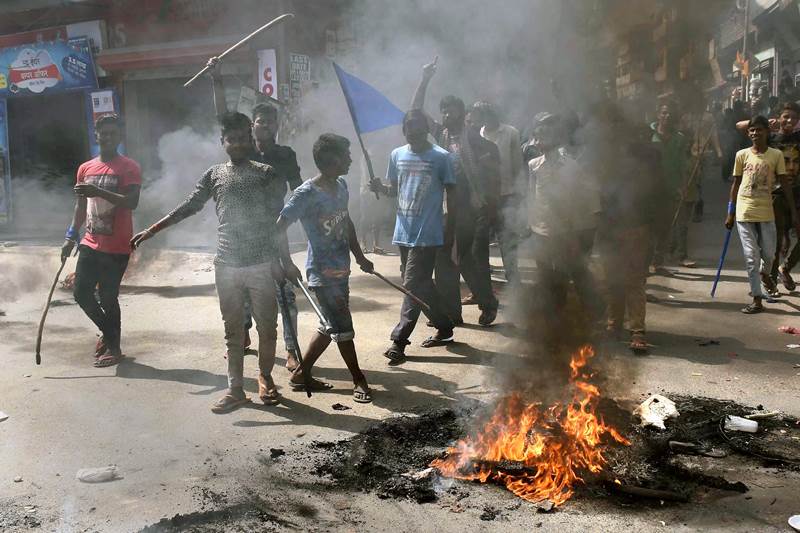 bharat band, bharat bandh, sc st act, bharat bandh 2018, radhika reddy, bharat bandh today, sc st bharat bandh, sc/st act, bharat band faridabad, bharat band gurgaon, why dalits are protesting, supreme court order on sc st, sc order on sc st, latest update on bharat bandh, bharat bandh ahmedabad, bharat bandh news, dalit news, dalit protest, dalit ahmedabad, dalit andolan, sc st news, sc act in hindi, sc st bandh, what is sc st act