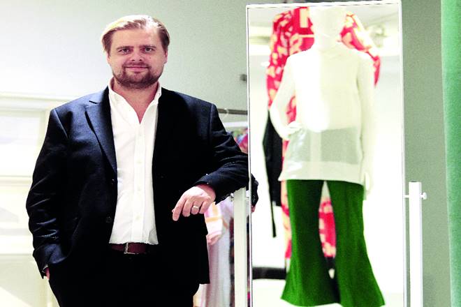 fashion retailer H&M, H&M