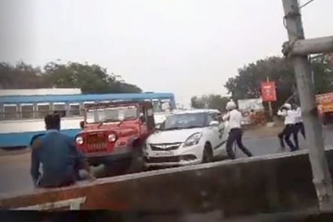 Video: Mahindra Thar chases and hits Maruti Swift Dzire reportedly carrying drugs in a movie style car chase
