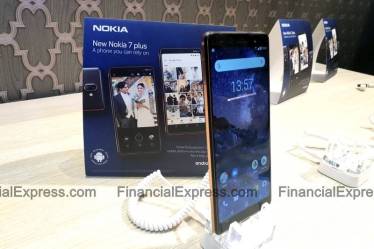 Nokia 7 Plus review, Nokia 7 Plus review features, Nokia 7 Plus review price, Nokia 7 Plus review best price, Nokia 8 Sirocco,  iPhone X, Galaxy S9