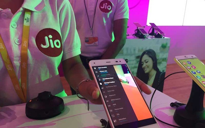 People have often complained that they are unable to view the banner of renewal on the MyJio app. Check how to get it.