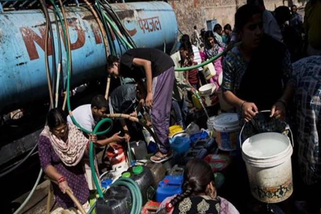 water storage in india, water waste, tamil nadu, karntaka, maharashtra, sugarcane cultivation, flood irrigation, FCI, west bengal