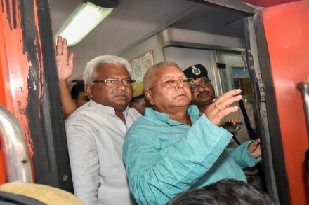 Lalu Prasad Yadav, RJD, RIMS Ranchi, AIIMS Delhi, Lalu discharged, Lalu Prasad Yadav age, Lalu Prasad Yaadv health, Lalu in hospital, Lalu in Jail, Fodder scam, Birsa Munda Jail, Ranchi, Delhi, Ranchi medical college