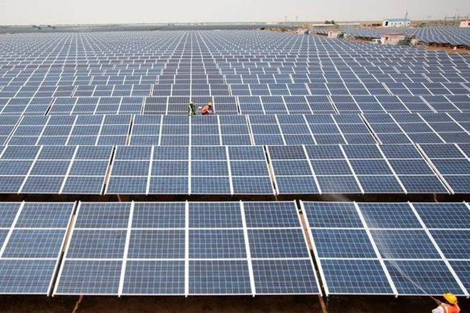solar power tariff, solar power target, solar power capacity growth, solar power demand