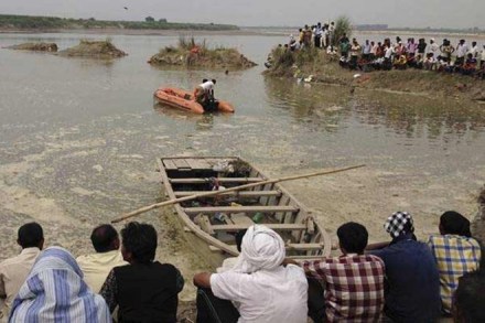 MIT scientists have designed a fleet of 3D-printed, driverless boats. (Reuters)
