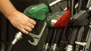 petrol price hike, petrol price in mumbai, petrol price in kolkata, price of fuel, Indian Oil Corp, price of Brent crude oil