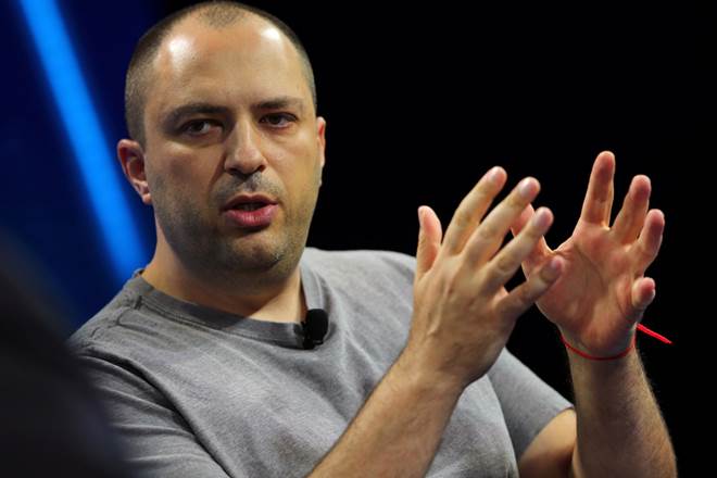 Facebook, WhatsApp, Jan Koum, personal data, encryption