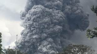 hawaii, volcano summit, hawaii volcano erupts, Kilauea volcano, Hawaii Volcano Observatory, Kilauea, world news
