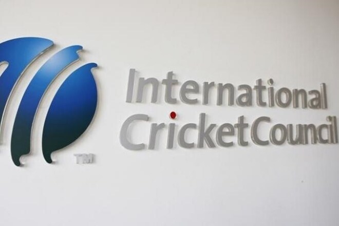 The International Cricket Council (ICC) said it was investigating allegations of pitch-fixing involving Sri Lankans on Saturday.