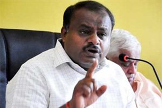Kumaraswamy, the President of Karnataka State JDS sent a letter to the governor of Karnataka that he will be joining hands with Congress. Kumaraswamy, the President of Karnataka State JDS sent a letter to the governor of Karnataka that he will be joining hands with Congress.