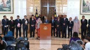 malaysia, singapore, Mahathir Mohamad, malaysia new island, singapore island, malaysia island, Kuala Lumpur, island