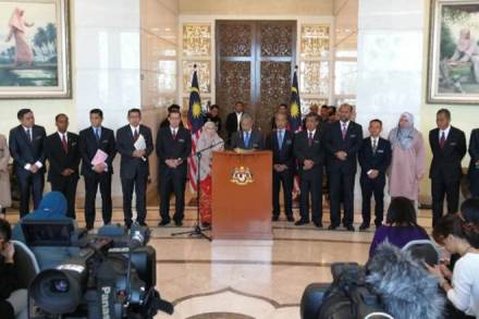 malaysia, singapore, Mahathir Mohamad, malaysia new island, singapore island, malaysia island, Kuala Lumpur, island malaysia, singapore, Mahathir Mohamad, malaysia new island, singapore island, malaysia island, Kuala Lumpur, island
