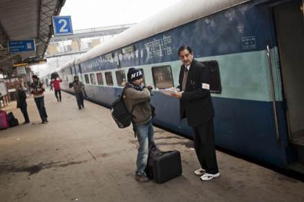indian railways, railways, paperless tikets, e tickets, electronic tickets, train tickets, online tickets, UTS, UTS mobile app, UTS app, railways app, indian railways mobile app, indian railways app, IRCTC, online ticket booking