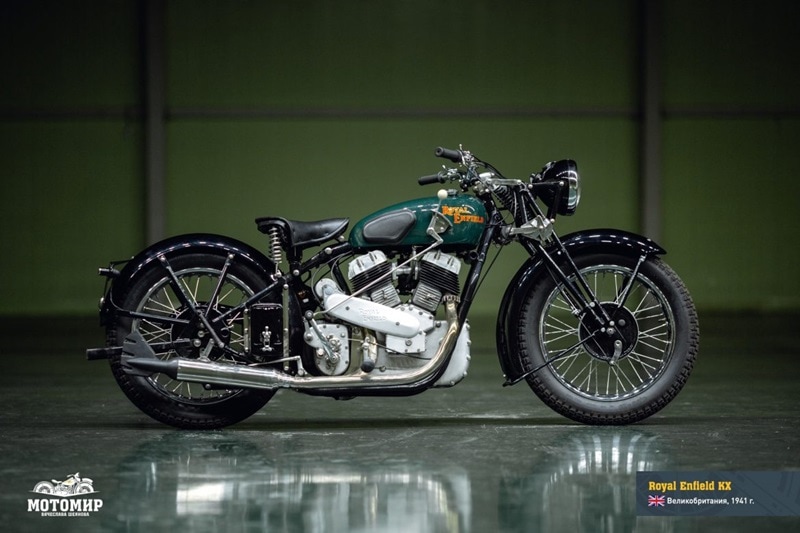 Royal Enfield has been one of the oldest players in the two-wheeler industry and RE motorcycles have, in fact, served during the big wars the human race has fought. Founded in 1901, Royal Enfield is still going strong and has a stupendously large fan following around the globe. And here in India, it's loved just as much. But 1930s are considered the 'golden age' for Royal Enfield, and hence today we're featuring a bike from that era - 1938 Royal Enfield KX.