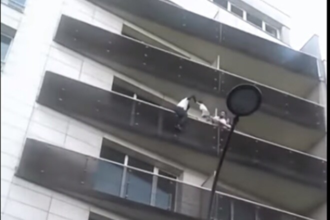 French Spiderman, real life Spiderman, Spider man, Emmanuel macron, france, paris, Spiderman in paris, amazing Spiderman, Mamoudou Gassama, Mali, Anne hidalgo, french citizenship