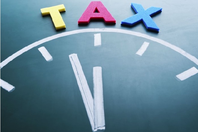 Direct tax collection grows fastest in 7 years in FY18, courtesy GST; here's how indirect tax reform helps Direct tax collection grows fastest in 7 years in FY18, courtesy GST; here's how indirect tax reform helps